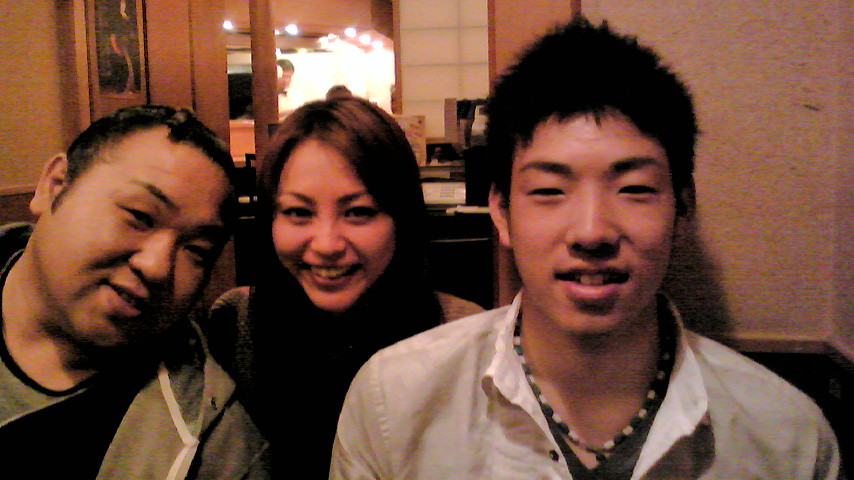 http://www.kurodaaimi.com/blog/20100412212042.jpg